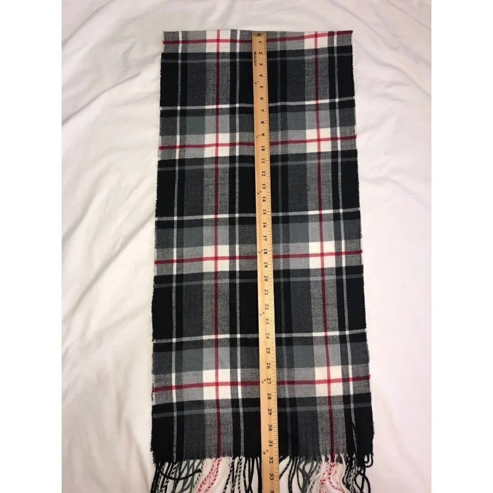 Lands End or scarf warm